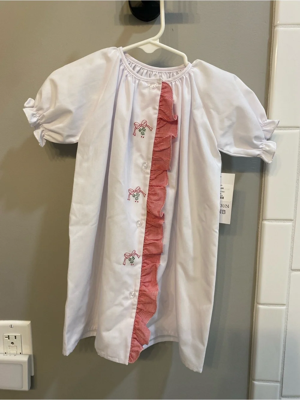 Auraluz White Christmas Dress / Size Newborn / NWT